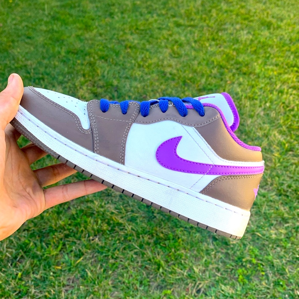 Jordan 1 Low size 5.5